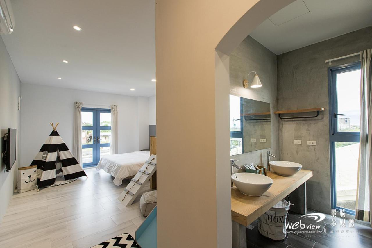 Blue White Apartment Wujie Bagian luar foto